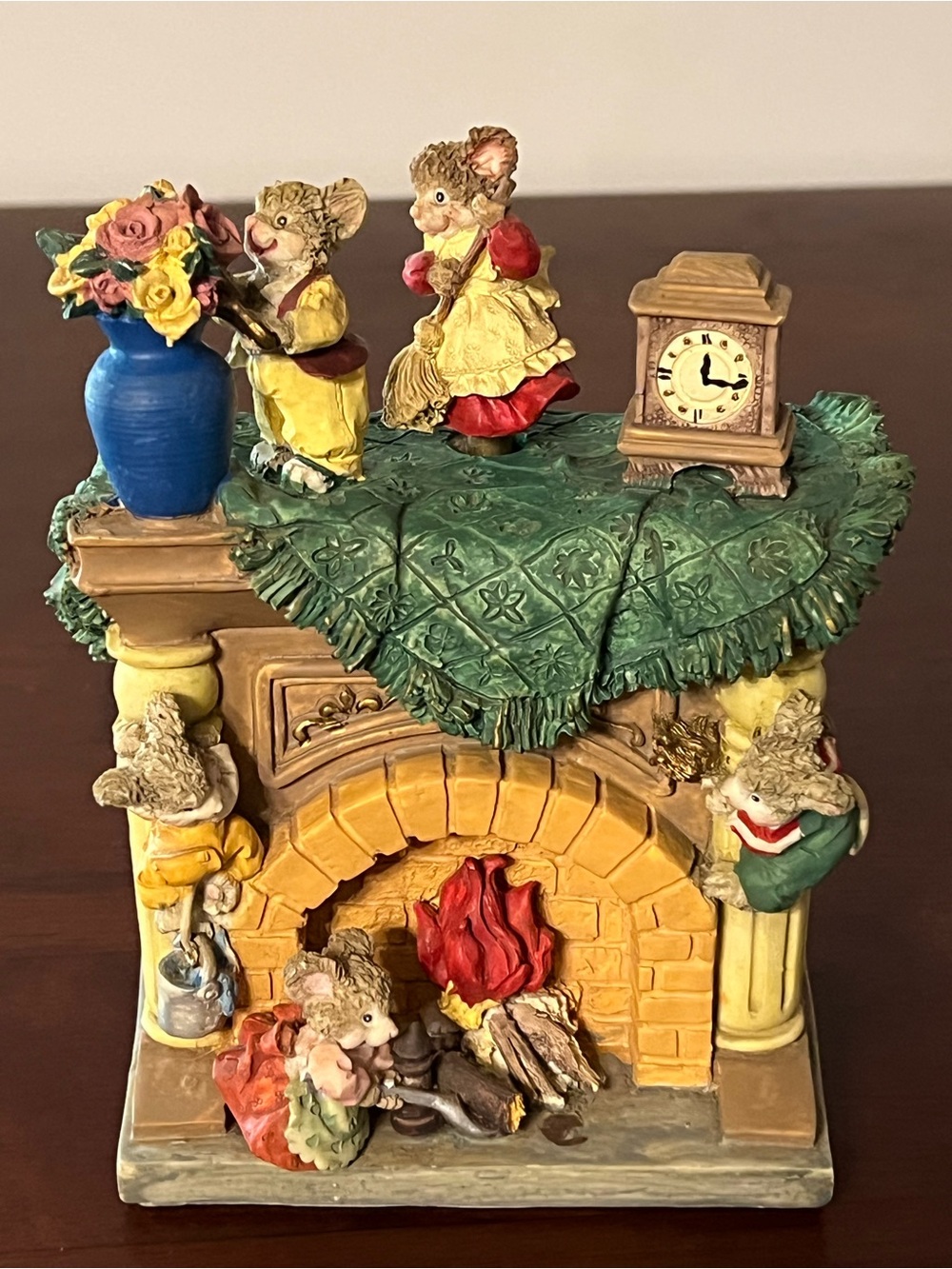 Home Is Where The Heart Is Light Up Music Box